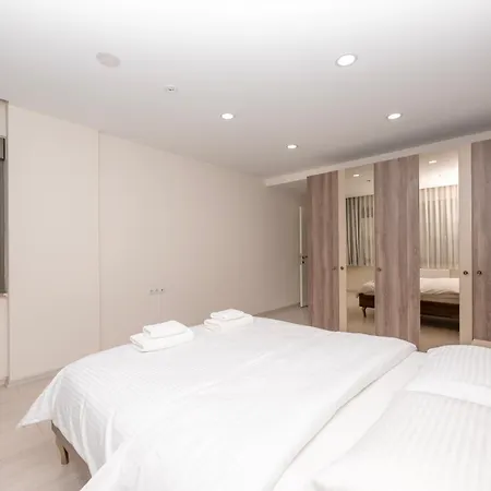 Gurcuoglu Homes Appartamento