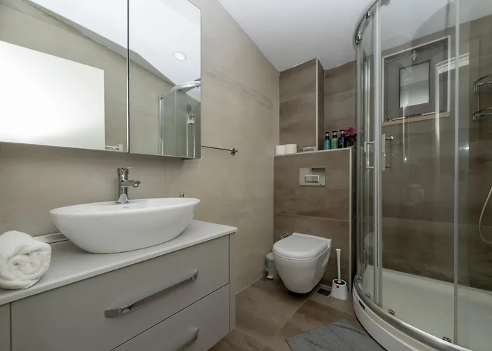 Gurcuoglu Homes *