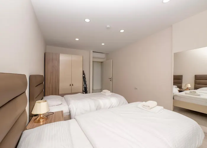 Gurcuoglu Homes Appartement *
