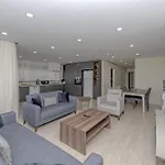 Gurcuoglu Homes Apartment *