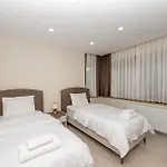 Gurcuoglu Homes Apartment *
