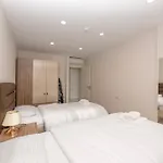 Gurcuoglu Homes Apartment *