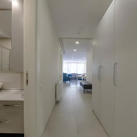 아파트 Gurcuoglu Homes 안탈리아
