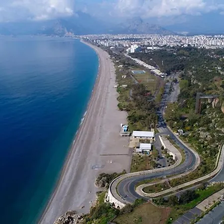 Gurcuoglu Homes Apartament