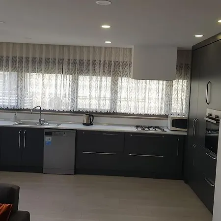 Gurcuoglu Homes Apartament