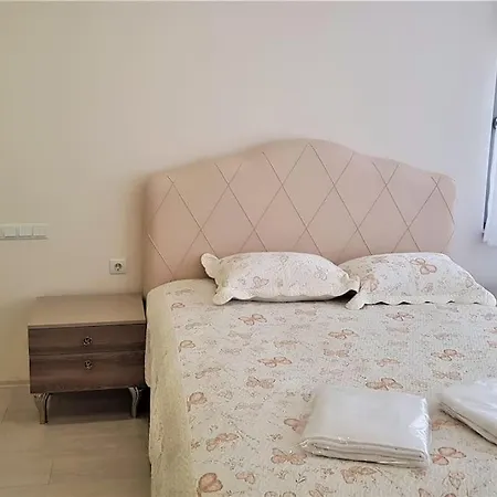 10 Location, Close To Beaches And Anywhere *