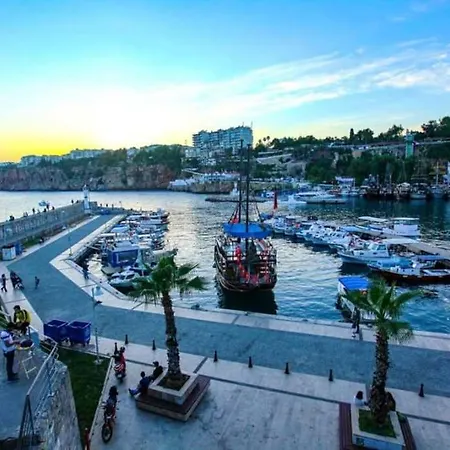 10 Location, Close To Beaches And Anywhere * Antalya