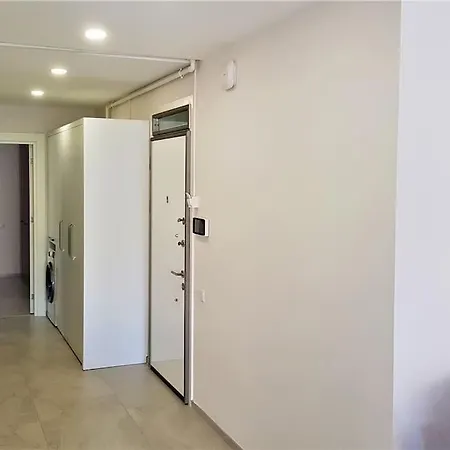 Lägenhet Gurcuoglu Homes *