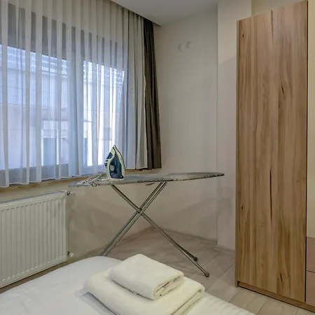 Gurcuoglu Homes Apartament *