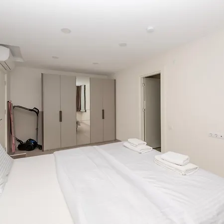 Gurcuoglu Homes