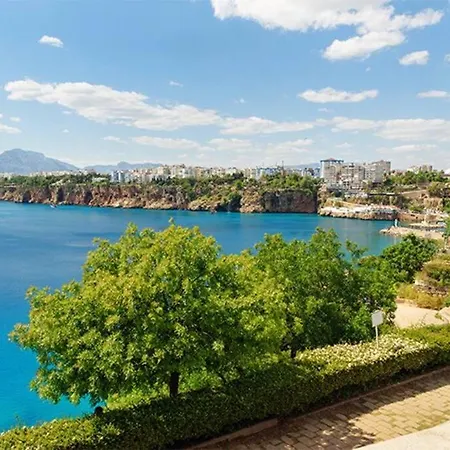 Gurcuoglu Homes Apartamento