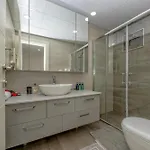 Gurcuoglu Homes Apartamento