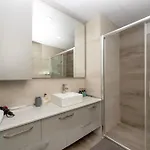 Gurcuoglu Homes Apartamento *